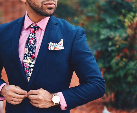 tie combinations with blue suit|best tie with blue suit.